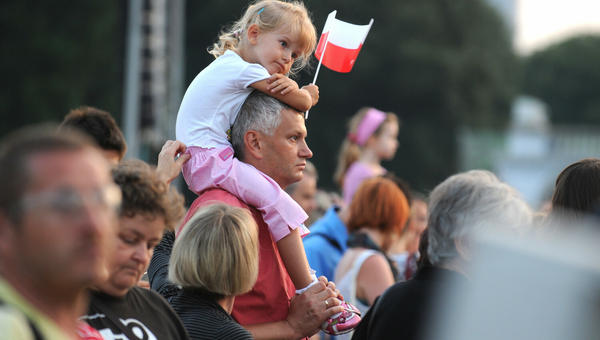 jak rozmawiać z dziećmi o patriotyzmie