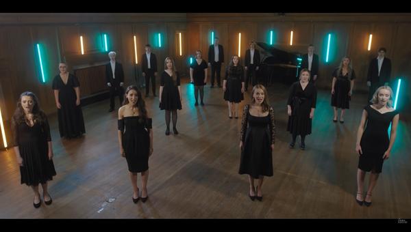 the choral scholars of University College Dublin Auld Lang Syne