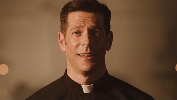 Fr. Mike Schmitz "Confession is a Place of Victory"