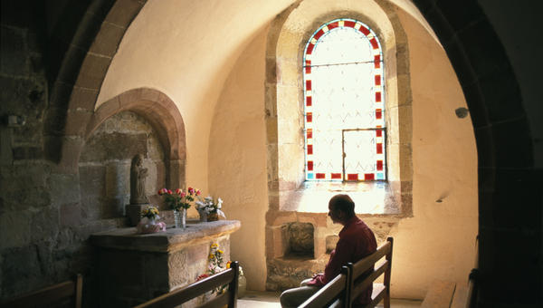 PRAY-ALONE-CHURCH-GODONG-FR174009B.jpg