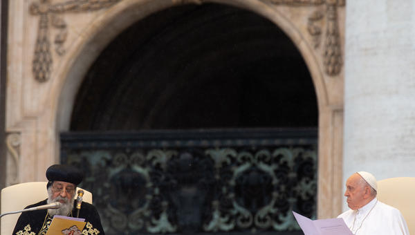 Pope Francis and Leader of the Coptic Orthodox Church of Alexandria Pope Tawadros II