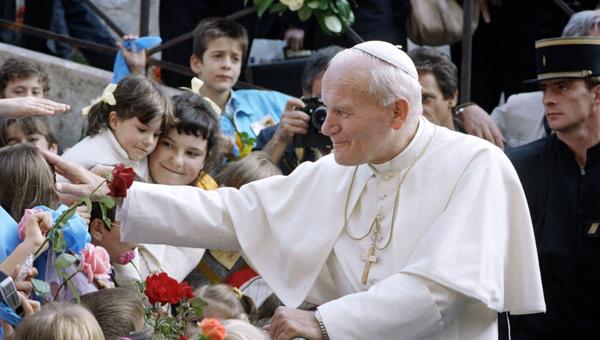Papież Jan Paweł II w Ars podczas pielgrzymki do Francji (6 października 1986)