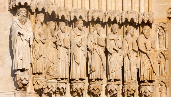 LES-APOTRES-CATHEDRALE-AMIENS-GODONG-FR448040A.jpg