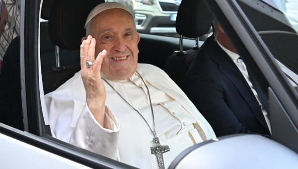 Pope-Francis-leaving-Gemelli-hospital-in-Rome-AFP