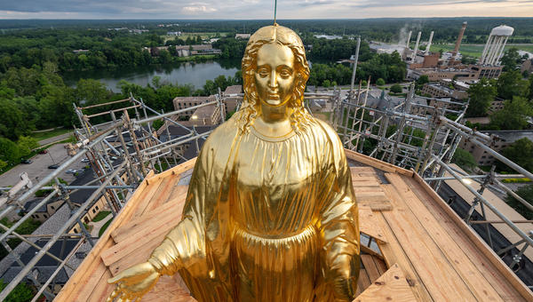 Golden-Dome-Statue-Mary