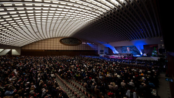 Christmas Concert with the Poor and for the Poor in the Paul VI Hall at the Vatican