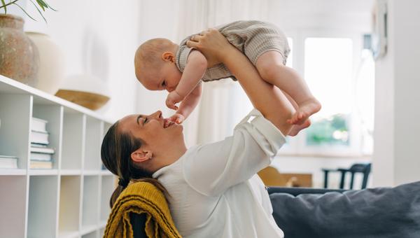 mom-with-her-son