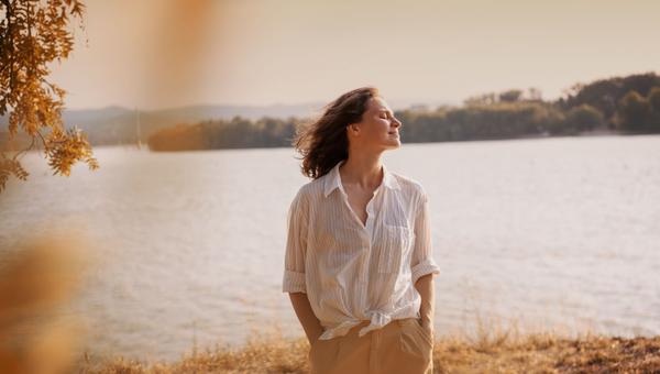 woman-breathing