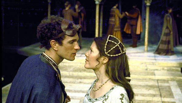 Paul Ryan Rudd and Pamela Payton Wright in a 1977 production of Romeo and Juliet
