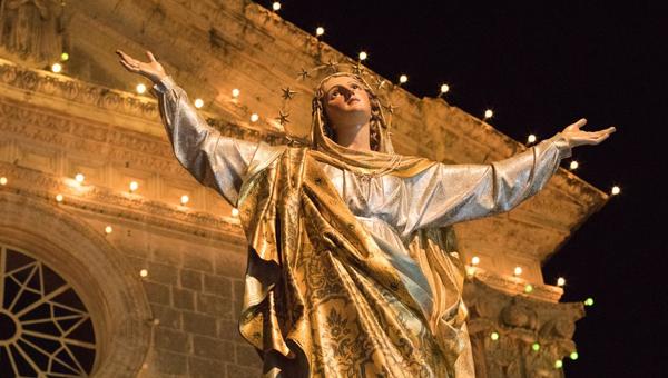 VIERGE-MARIE-ASSOMPTION-STATUE-MALTE-SHUTTERSTOCK