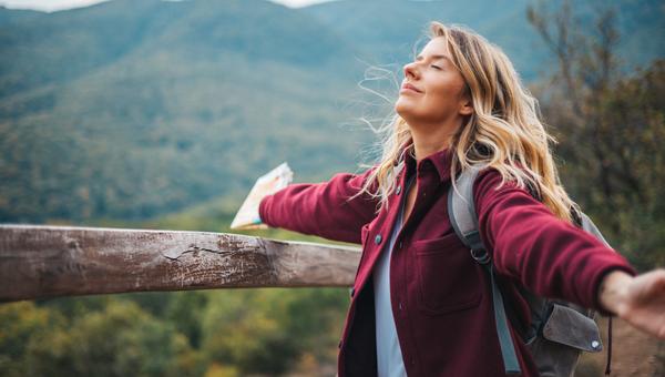 FEMME-NATURE-shutterstock