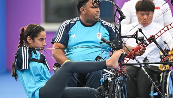 Devi Sheetal competing in archery