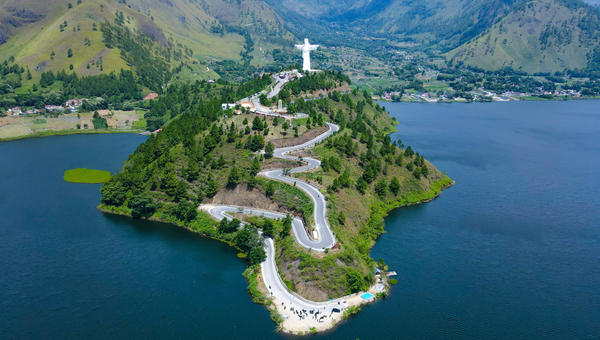 The Tallest Statue of Jesus in The World