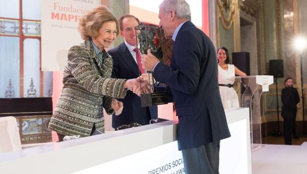 Moda re- reciclar ropa organización Fundación Mapfre