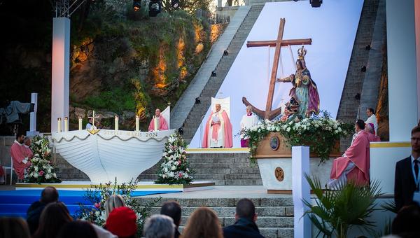 Pope Mass Corsica