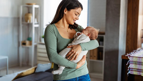 mom-baby-