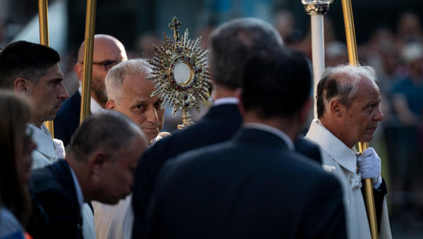 pope-leo-xiv-corpus-domini-saint-john-lateran-st-mary-major-basilica-rome