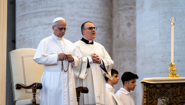 pope-leo-XIV-prayer-vigil-rosary-