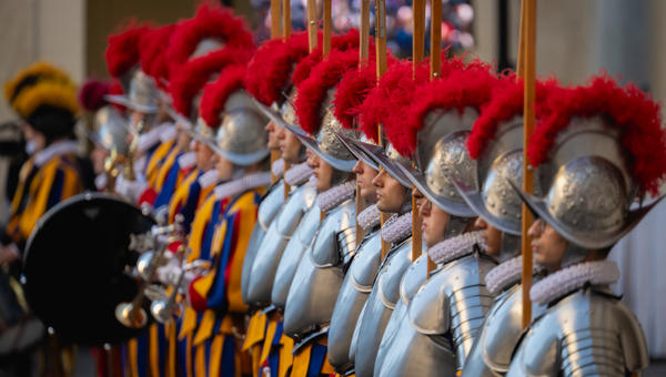 pontifical-swiss-guards-swearing-oath-ceremony-vatican