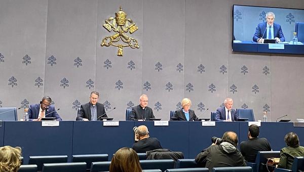 Presentation of the second report on the status of the fight against abuse in the Church