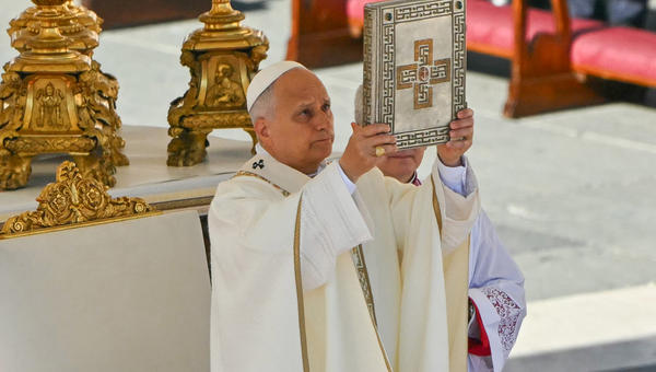 leon-xiv-cardinal-newman-afp