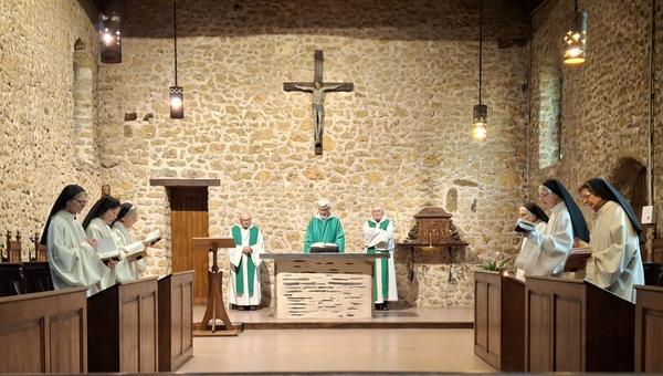 religieuses-cisterciennes-de-la-merci-dieu-diocese-du-mans