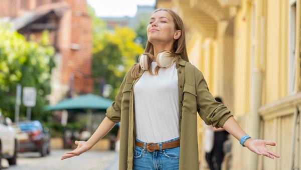 mujer feliz
