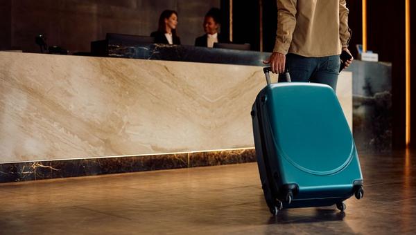 hotel hospitalidad origen cristianismo