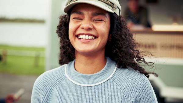 mujer-feliz-feminidad