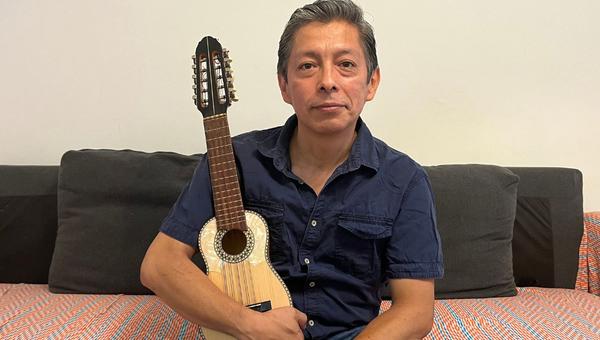 Músico-León XIV-Jaime-Montoya