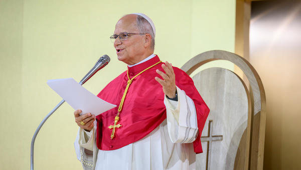 pope-leo-xiv-prayer-vigil-french-saints-at-stade-de-france