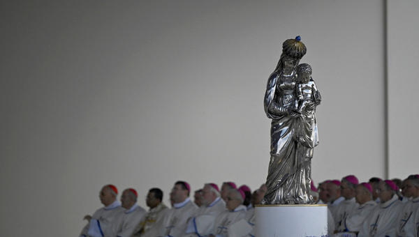 silver-virgin-and-child-notre-dame-treasury-pope-leo-xiv-mass-place-de-la-concorde-paris-september-26-2026