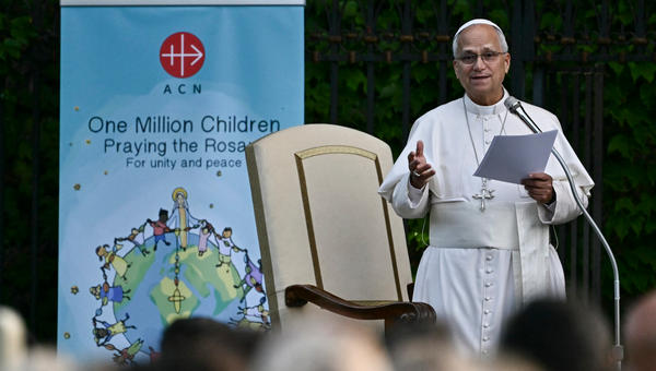 pope-leo-xiv-one-million-children-prayin-rosary-lourdes-grotto-vatican