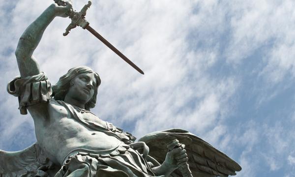 Saint Michel est-il l’ange gardien de la France ?