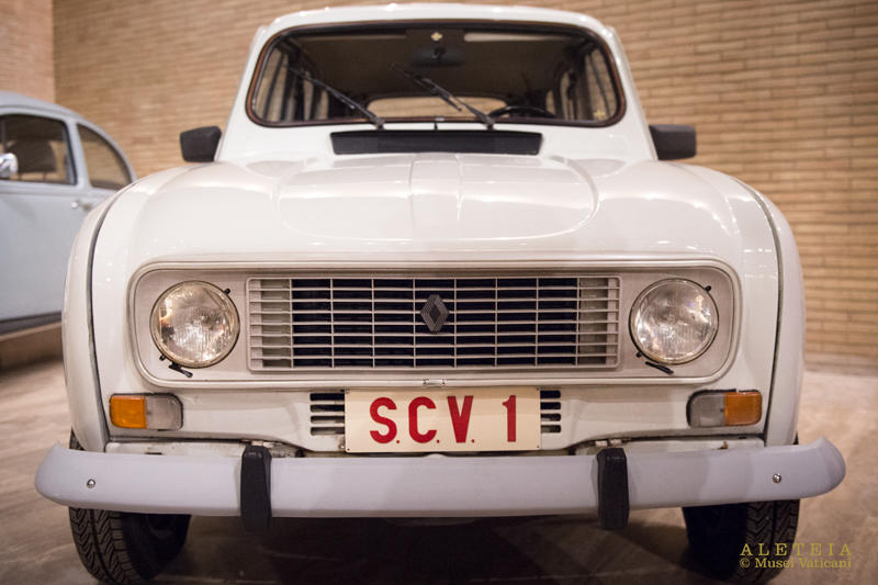 RENAULT 4