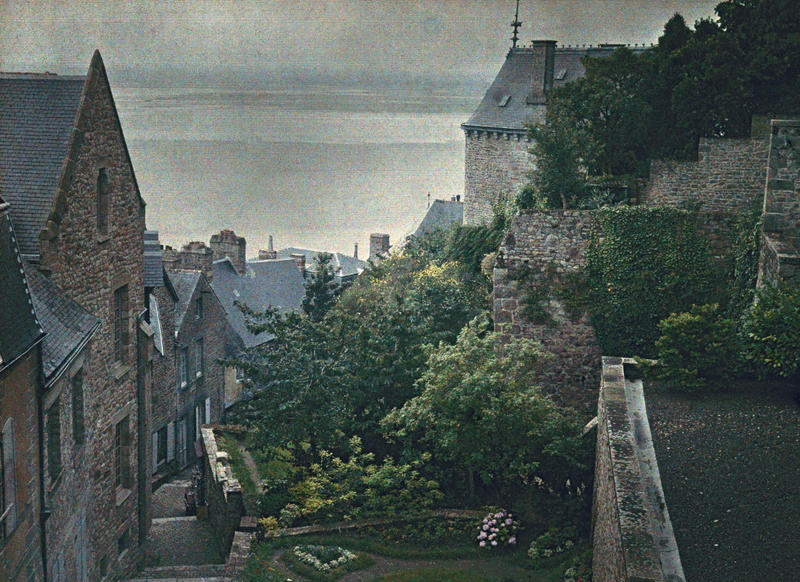 Rue du Mont-Saint-Michel