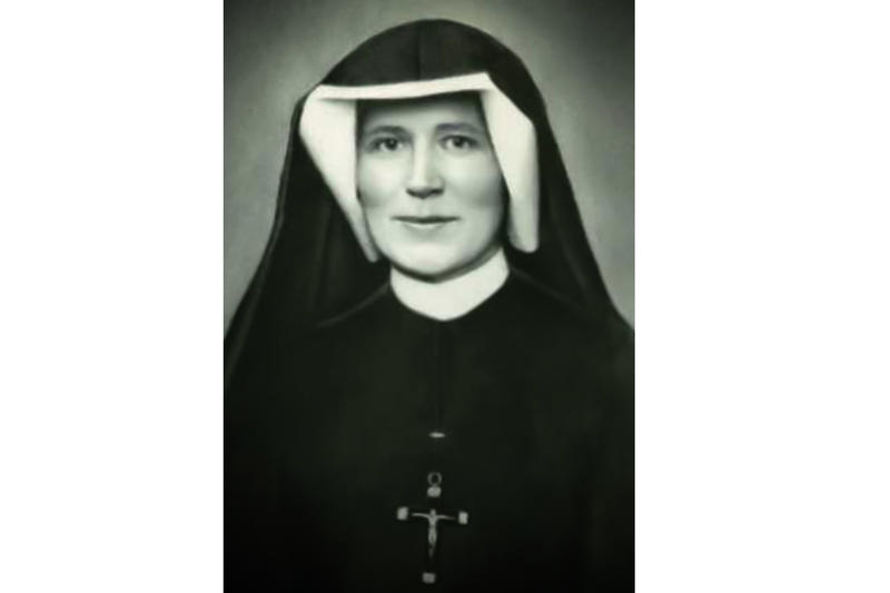 web-saint-faustina-portrait-public-domain