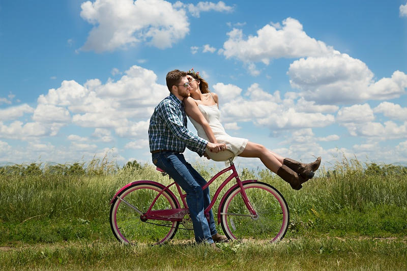 web-young-couple-wait-marriage-karenwarful-cc