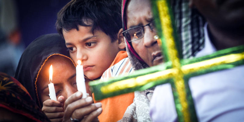 WEB3 PAKISTANI CHRISTIANS STRUGGLES Arif Ali AFP 000_968UC
