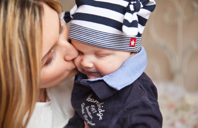 MAMMA, FIGLIO, FAMIGLIA