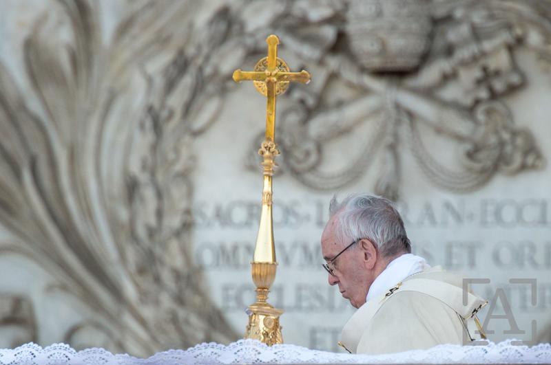CD2017 – PopeFrancis celebrates the Corpus Domini
