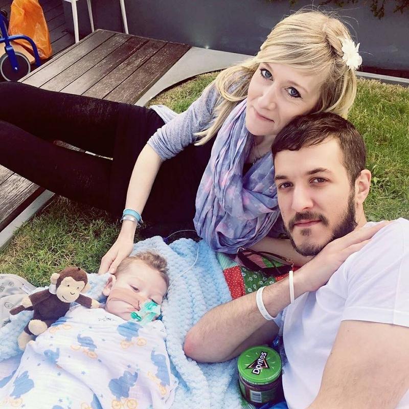 web charlie gard parents Facebook:Charlie’s fight