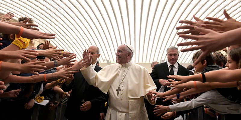 POPE FRANCIS MEETS THE YOUTH