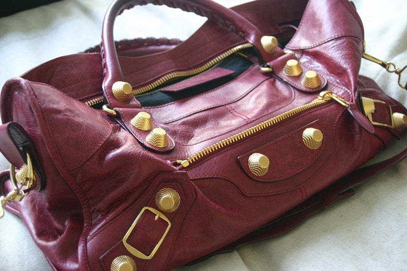 BALENCIAGA