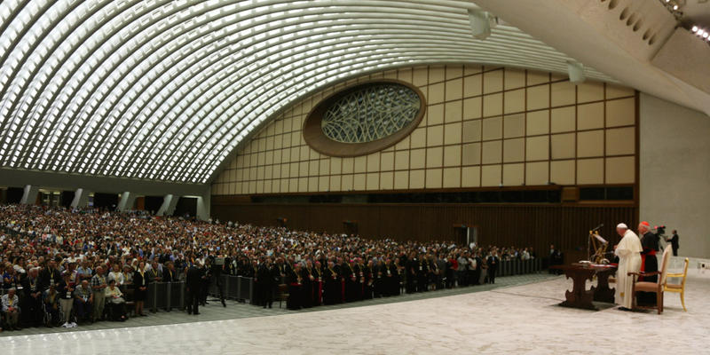 WEB3-AULA PAOLO VI-VATICAN-POPE-FRANCIS-INDOOR-Riccardo Rossi-CC