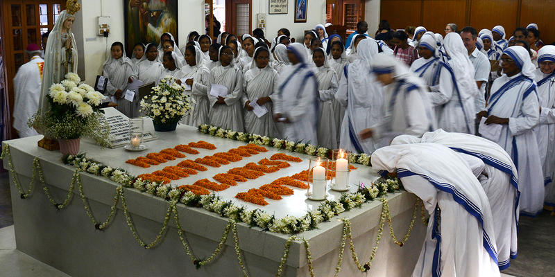 MOTHER TERESA,BIRTHDAY