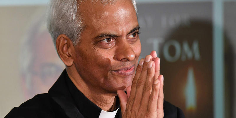 KSIĄDZ TOM UZHUNNALIL