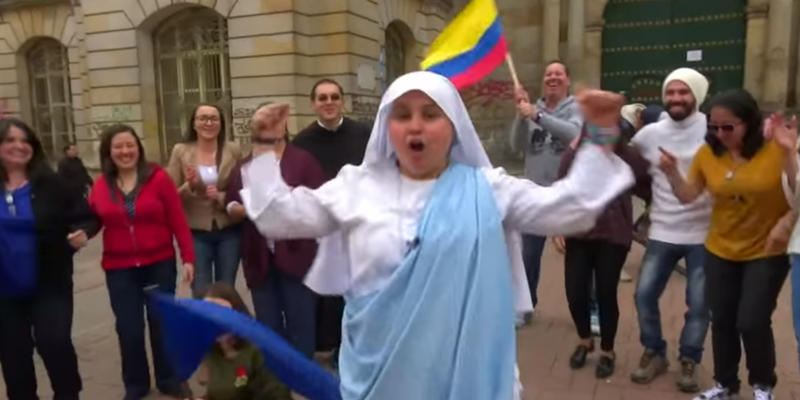 SIOSTRA RAPUJE