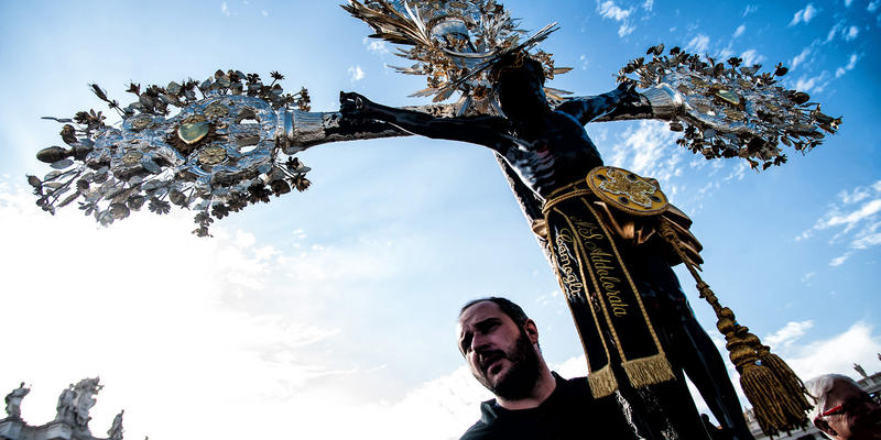 CROSS JESUS