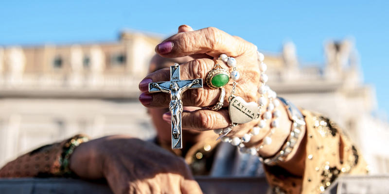 ROSARY HAND